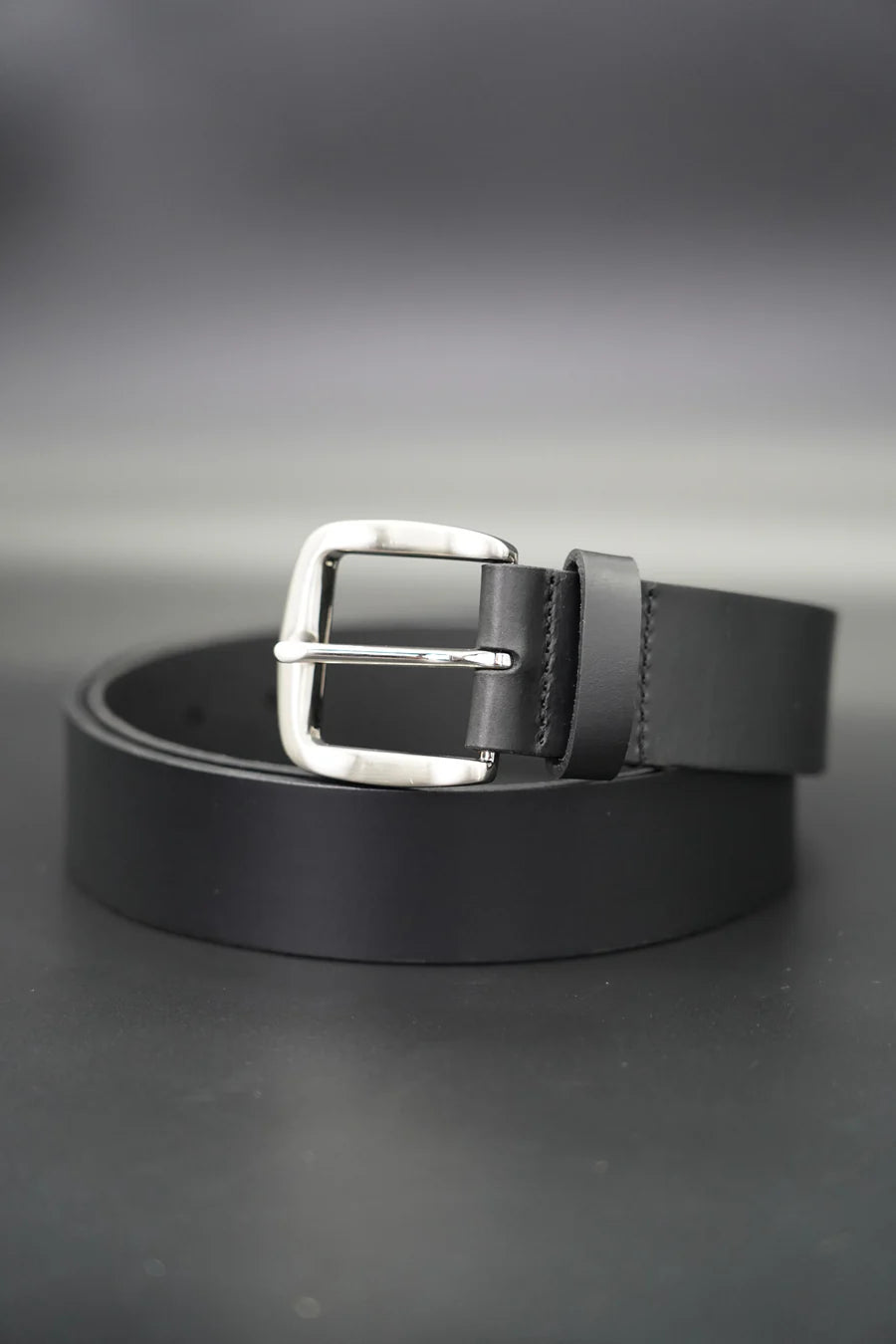 Leeton Mens Leather Belt